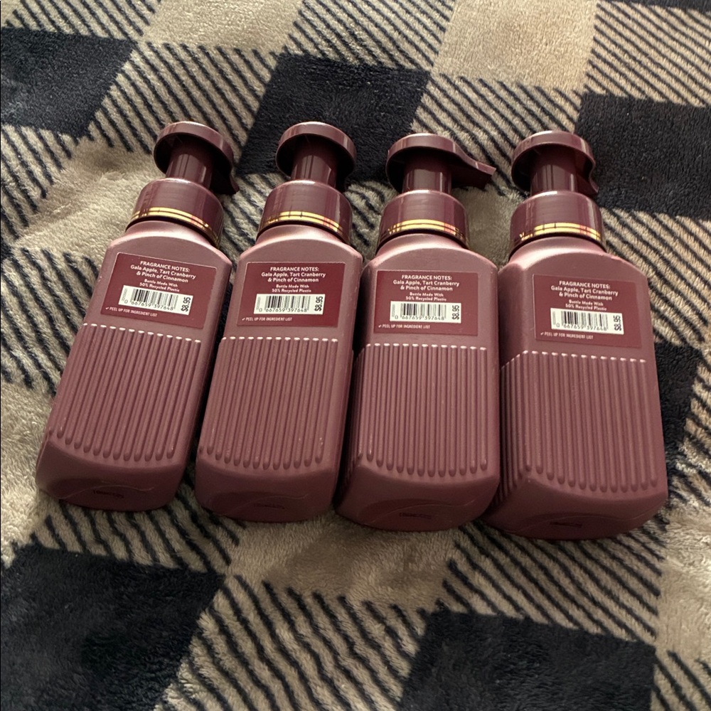 Cranberry & Gala Apple Foaming Hand Soap Set (4) - Picture 5 of 5